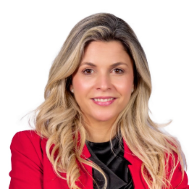 <strong>DR. RENATTA MURAKAMI</strong>