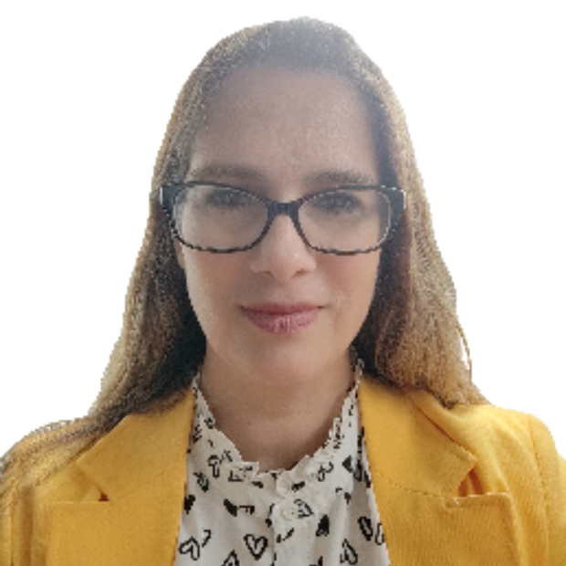 <strong>JULIANA REINALDOS</strong>